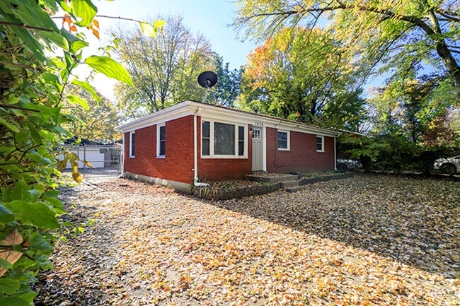 Foto del edificio - 3 bedroom 1 bath in Valley Station!