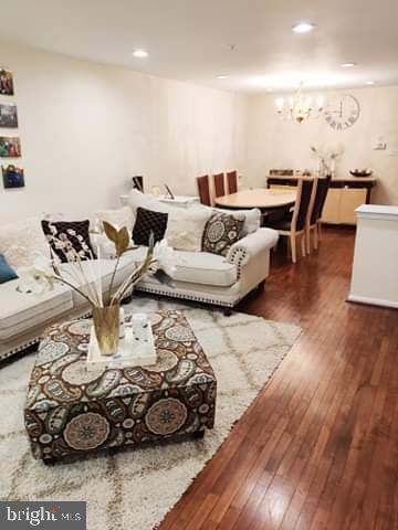 Foto del edificio - 1451 Sweetbriar Dr
