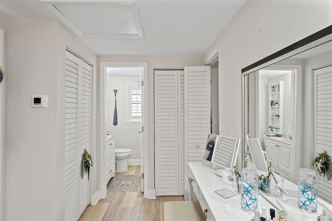 Building Photo - 1980 Tahitian Pl