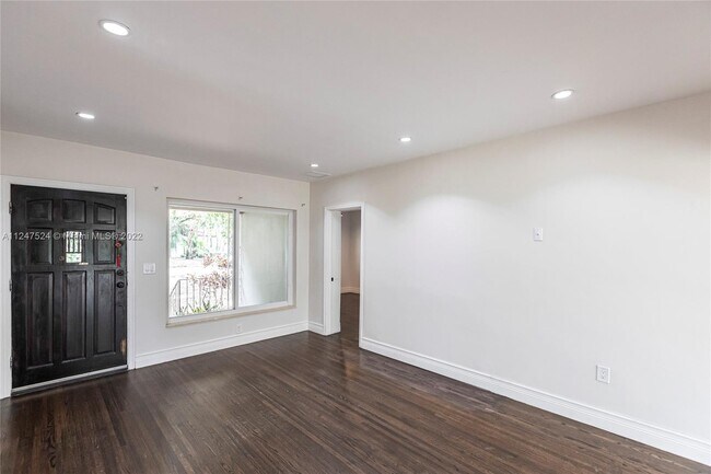 Building Photo - 241 NE 89th St