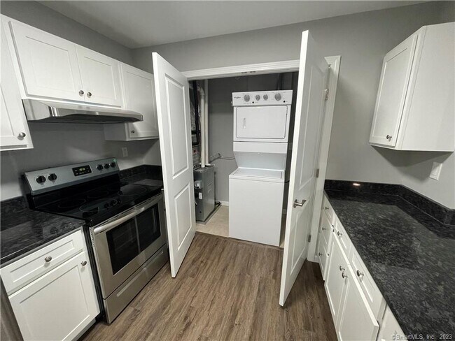 Foto del edificio - 1636 Dixwell Ave