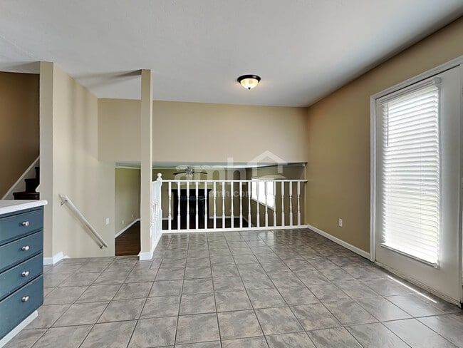 Building Photo - 6401 Sharps Ridge Ct