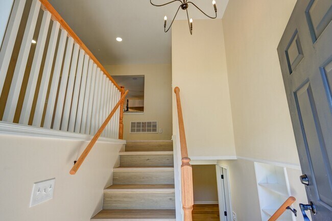 Foto del edificio - 3714 Pinewood Ave