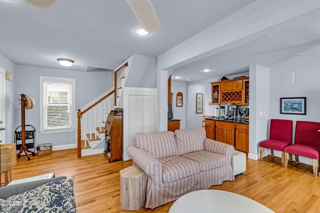 Foto del edificio - 306 Ocean Park Ave