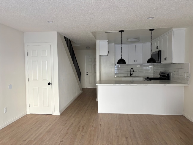 Photo - 1670 W Broadway Apartment