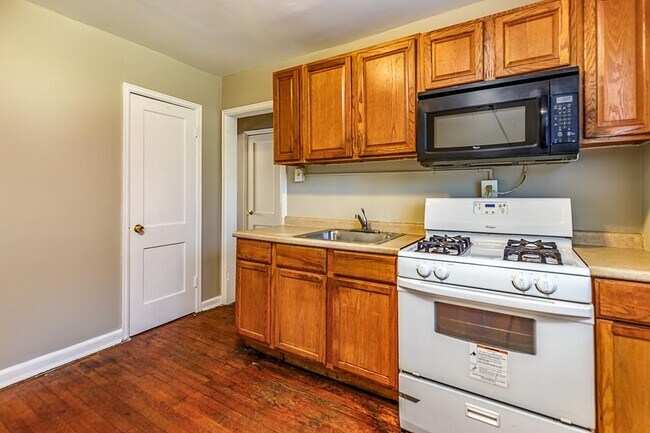 Foto del edificio - 2319 Chester St SE