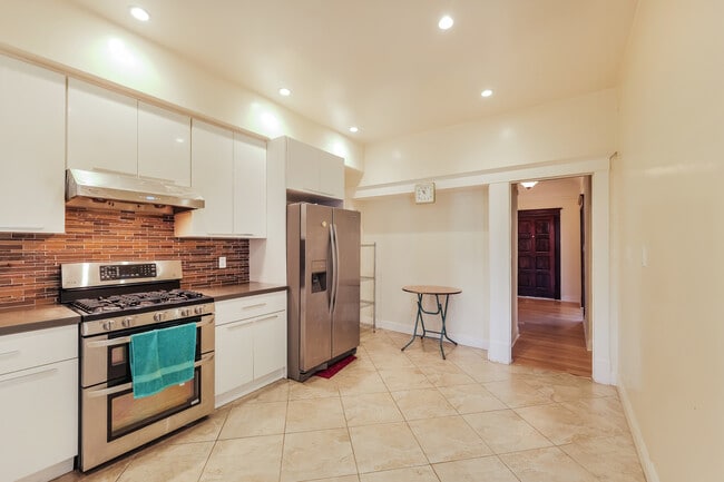 Photo - 614 7th Ave Townhome