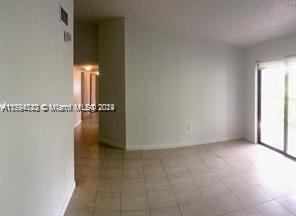 Foto del edificio - 451 NE 207th Ln