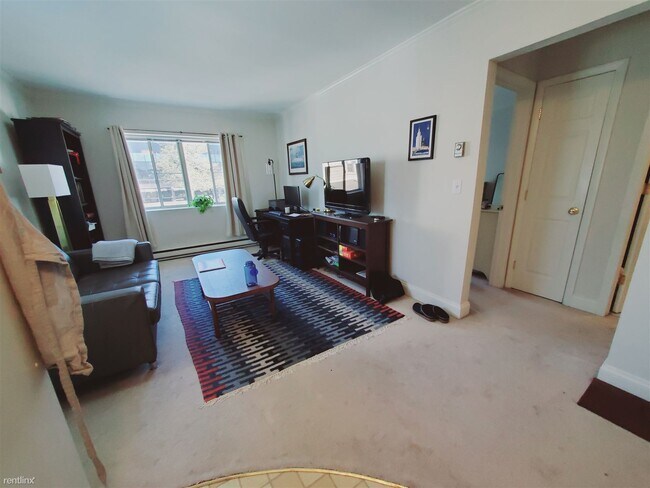 Building Photo - 1 br, 1 bath Condo - 27 Oak St Apt 16