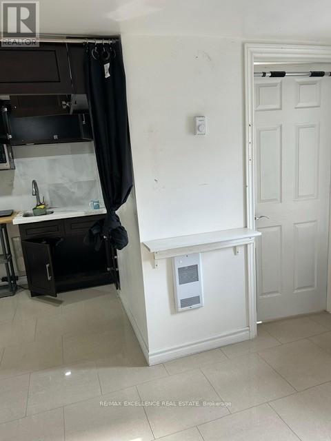 Photo du bâtiment - 1114 College St