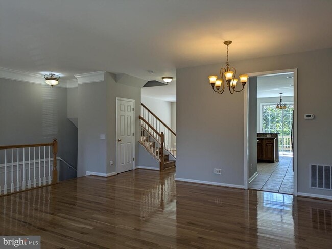 Building Photo - 4016 Timber Oak Trl