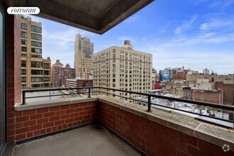 Building Photo - 181 7th Ave