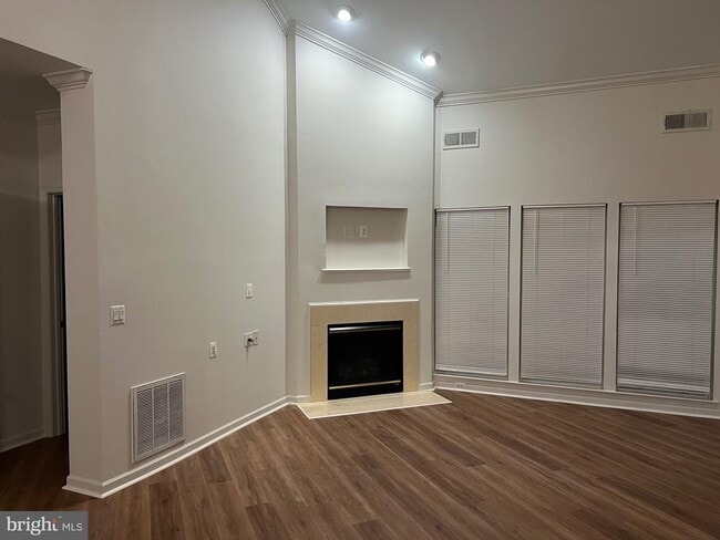 Building Photo - 2003 Connor Ct