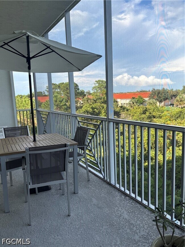 Foto del edificio - 26610 Rosewood Pointe Dr
