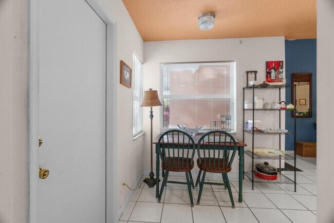 Foto del edificio - 5260 Grande Palm Cir