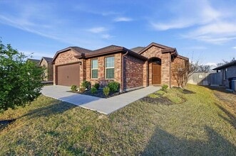 Building Photo - 9308 Desertrock Rd