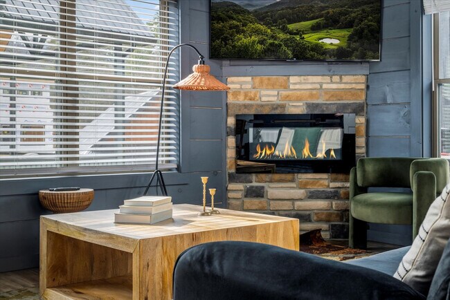 Foto del edificio - 528 Warbonnet Wy