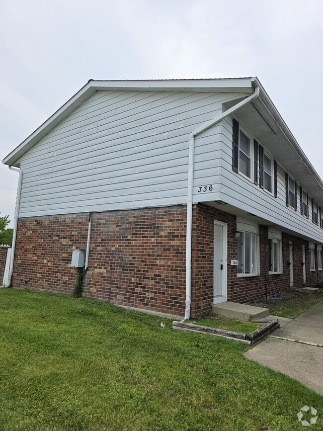 Building Photo - 336 Lilac Ln