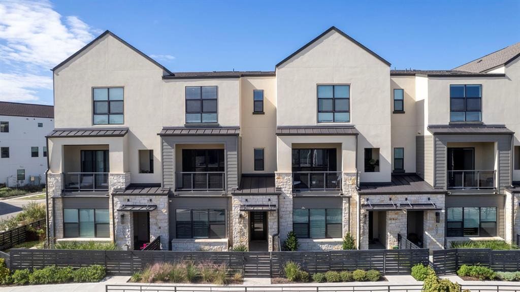 4003 Manifest Ln, Austin, TX 78731 Townhome Rentals in Austin TX