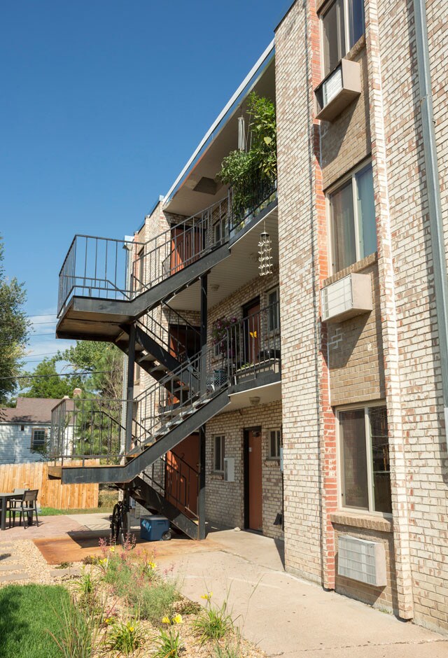 light rail west apartments apartments denver co englewood co apartments near light rail