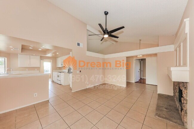 Foto del edificio - 8276 Yearling Way