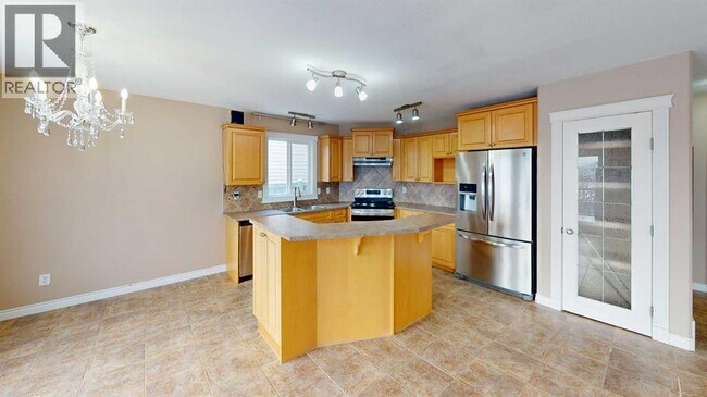 Photo du bâtiment - 9301 Lakeland Dr