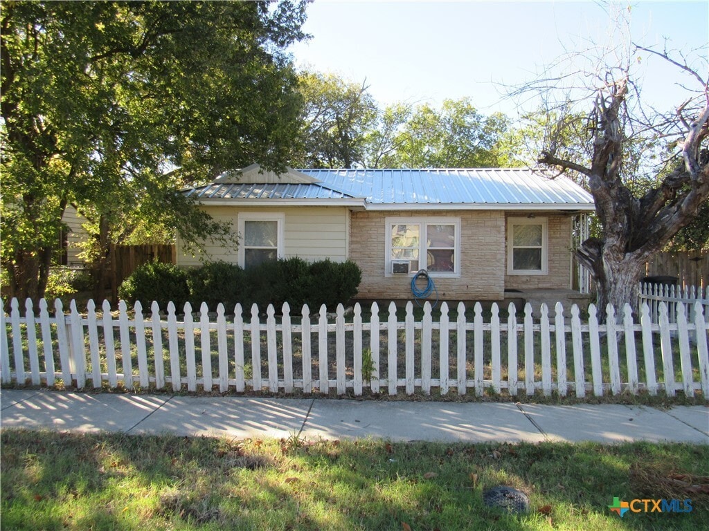 Foto principal - 1002 Duncan Ave