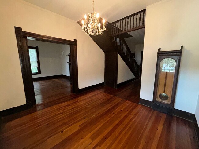 Foto del edificio - 179 Lagrange St