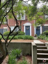 Building Photo - 110 Wood Lake Dr