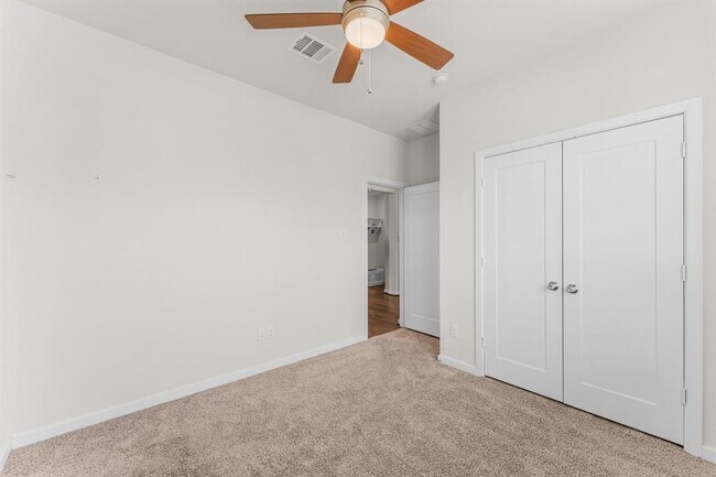 Building Photo - 3850 Chapman Bluff Dr
