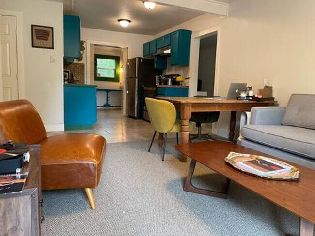Foto del edificio - River District Cottage