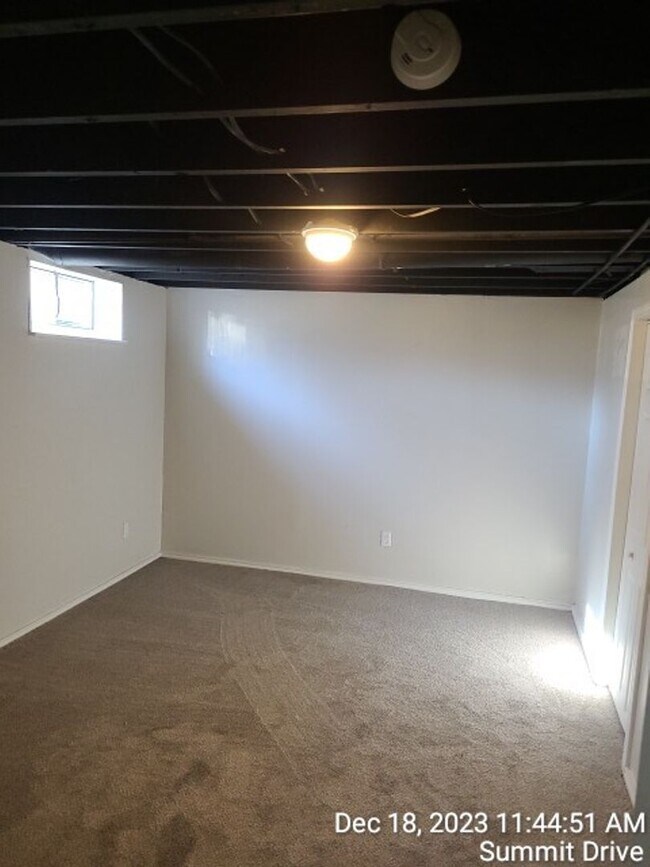 Foto del edificio - Updated 2BD/1BA with Bonus room