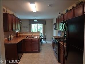 Building Photo - 2 Sage Meadows Dr