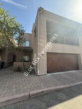 Building Photo - 4170 N Thurston Ln