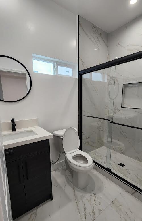 Foto del edificio - 1740 N Hollywood Way