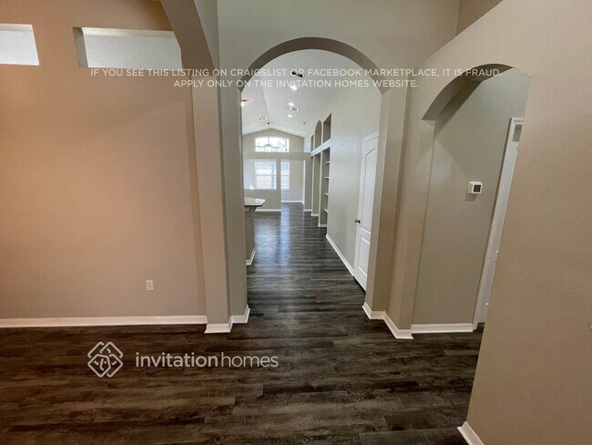 Foto del edificio - 3307 Coconut Grove Rd