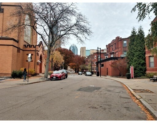 Foto principal - 8 Buckley Ave