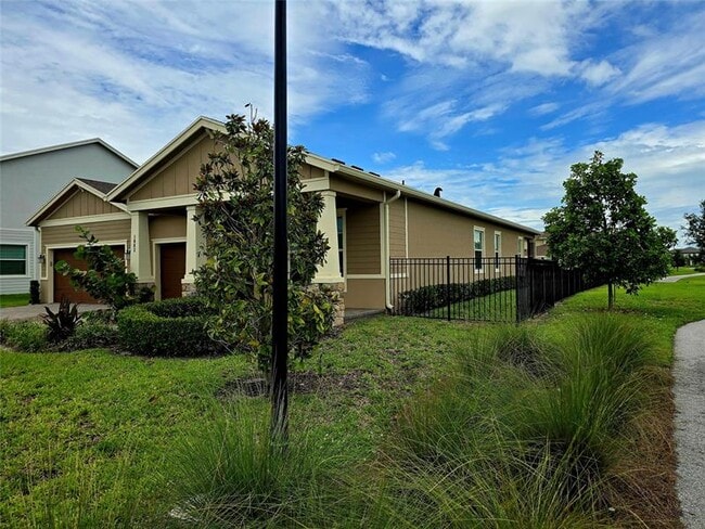 Building Photo - 1083 Tangled Orchard Tr
