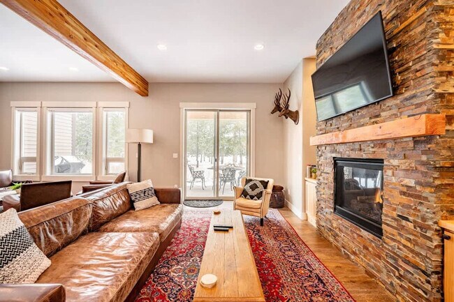 Building Photo - 312 Mountain Willow Dr