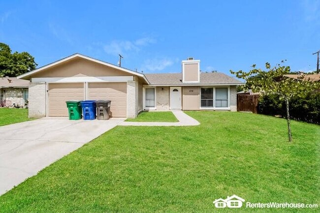 Building Photo - $500 off move-in special. Spacious 1 Story...