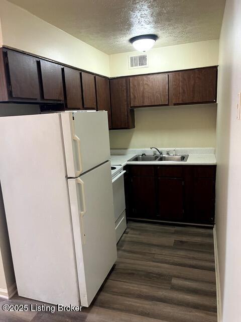 Foto del edificio - 7415 Judy Ave