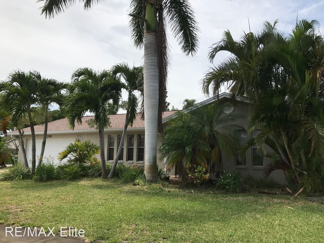 Foto principal - 3 br, 2 bath House - 208 Via Havarre