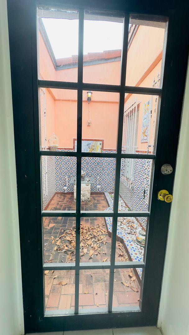 Foto del edificio - Jaime Pozo