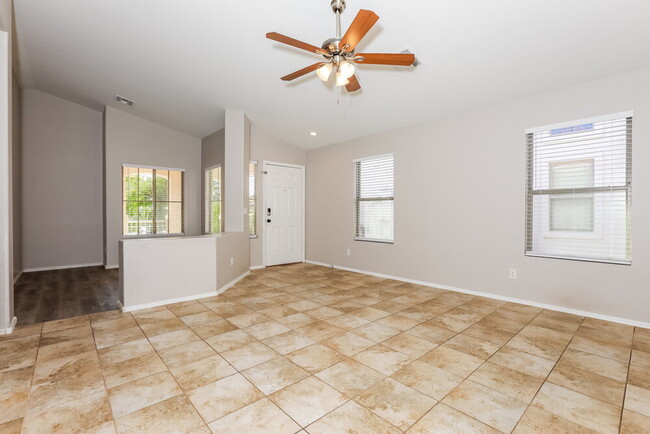 Building Photo - 1682 W Prospector Way
