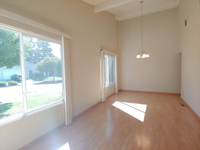 Building Photo - 3583 Johnson Ct