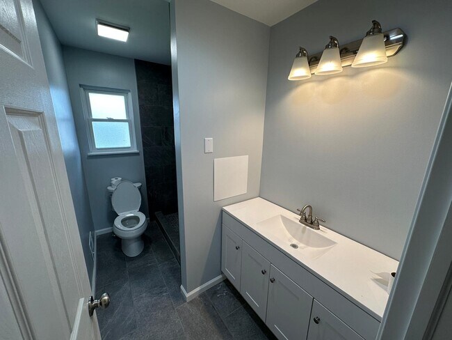 baño principal - 31074 Birchwood St