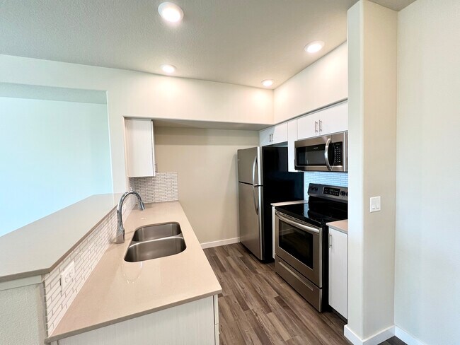 Foto del edificio - 16322 NW Chadwick Way