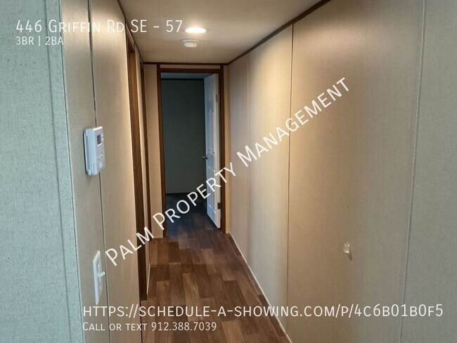 Foto del edificio - 446 Griffin Rd