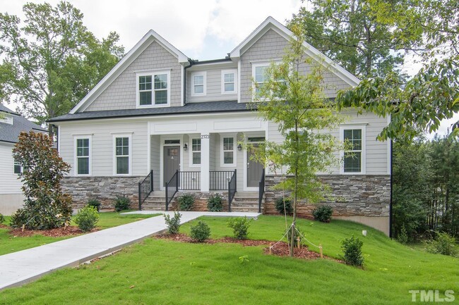 Building Photo - 2723 Avent Ferry Rd