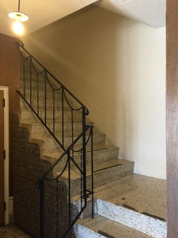 Building Photo - 342 8th Ave